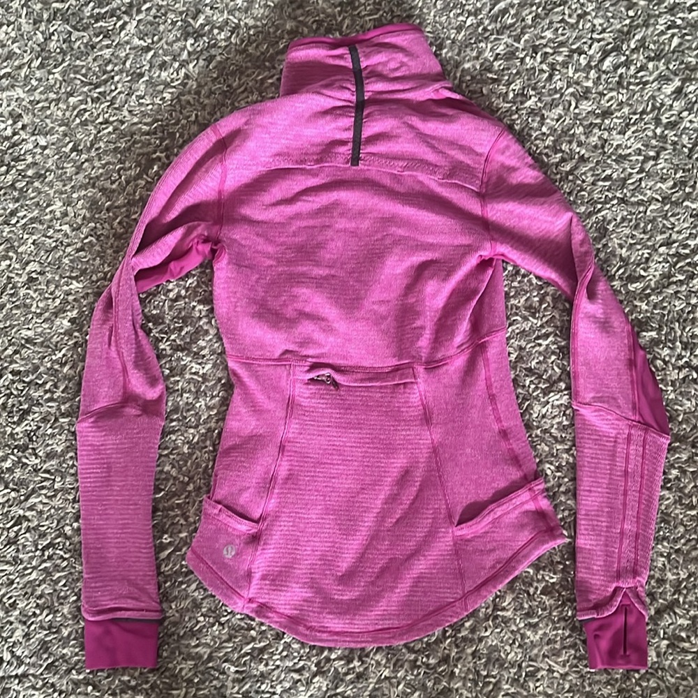 Lululemon Base Runner 1/2 Zip Jacket
Mini Check Pique Raspberry - Picture 6 of 9